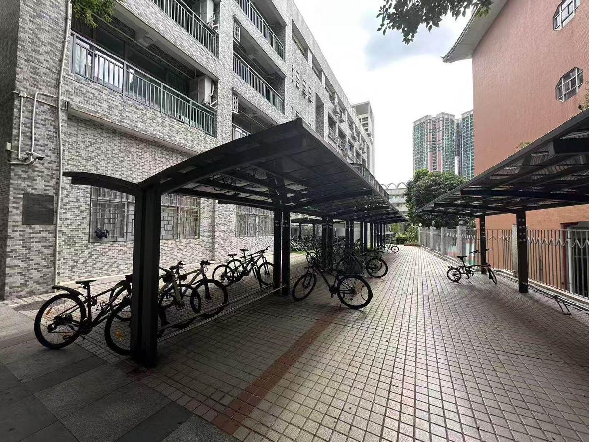 铝合金自行车雨棚