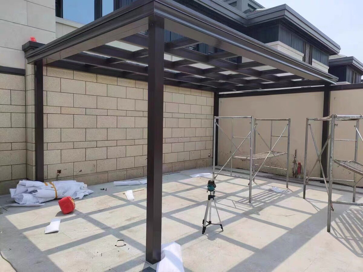 海口观澜湖庭院半开放雨棚