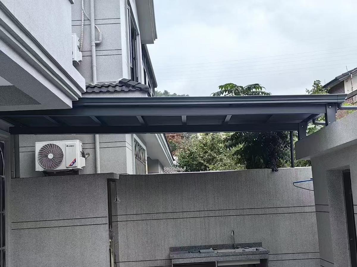 铝合金长城板别墅庭院入户雨棚