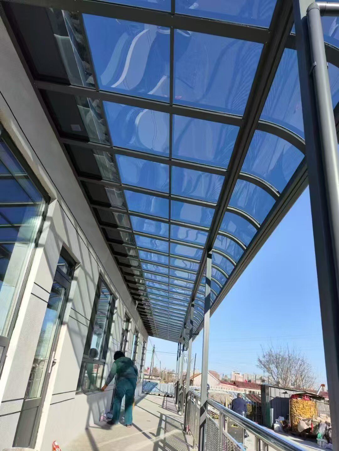 宿舍阳台雨棚 (1).jpg