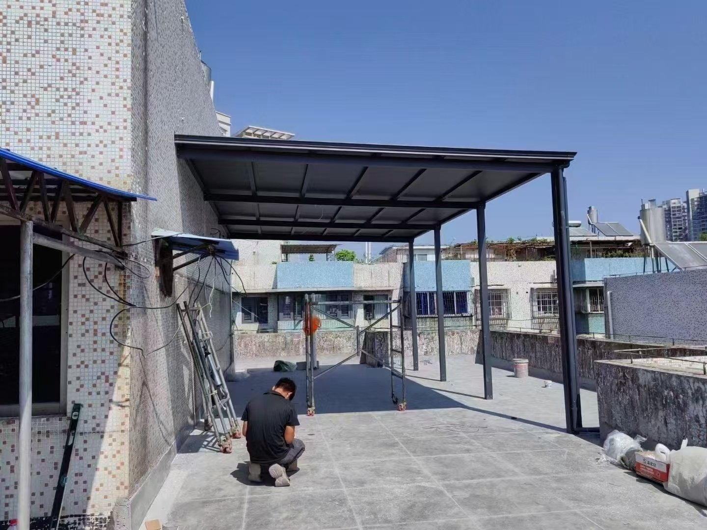 简易长城板雨棚 (2).jpg