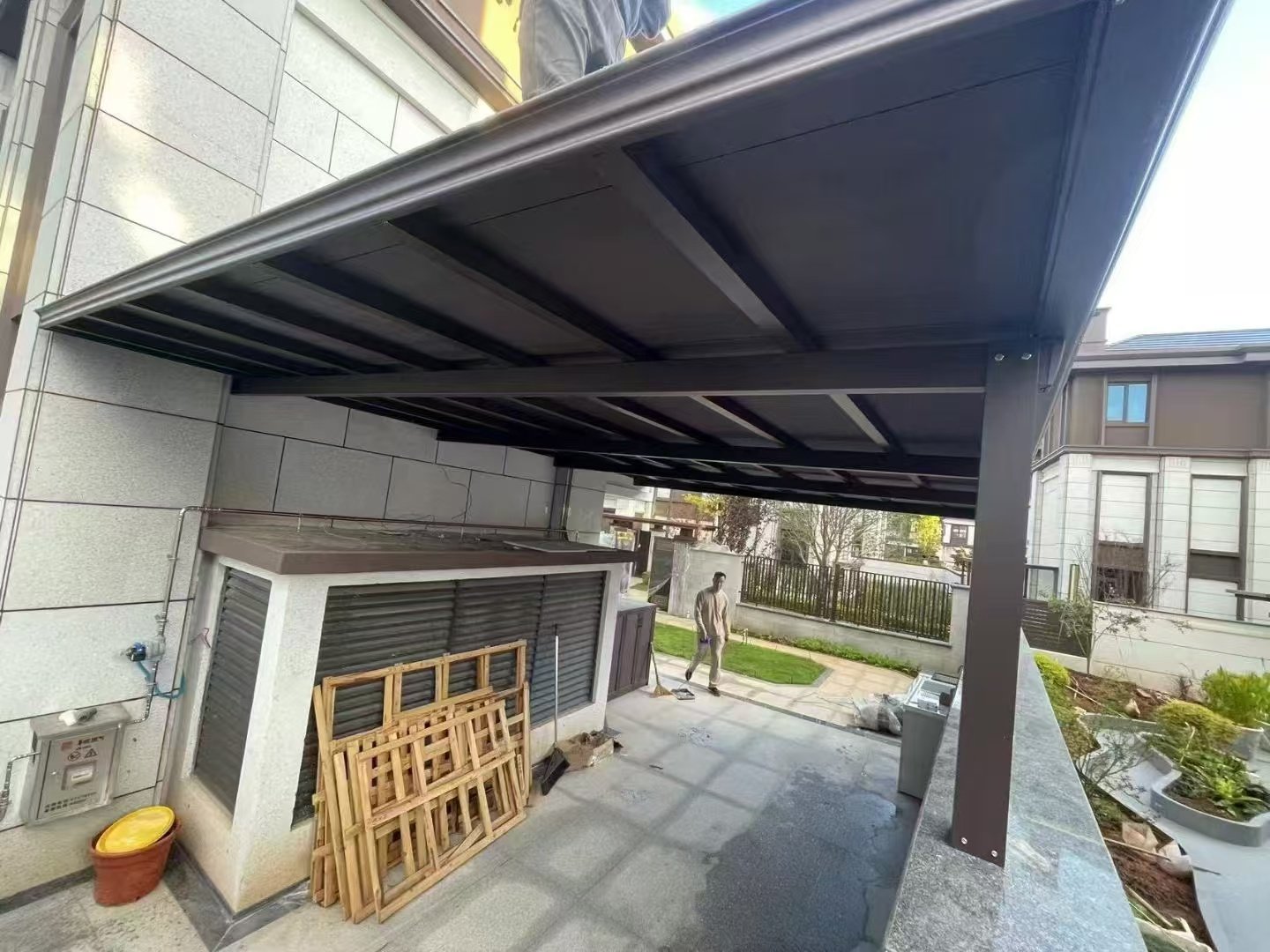 庭院露台过道改造铝合金平顶雨棚 (3).jpg