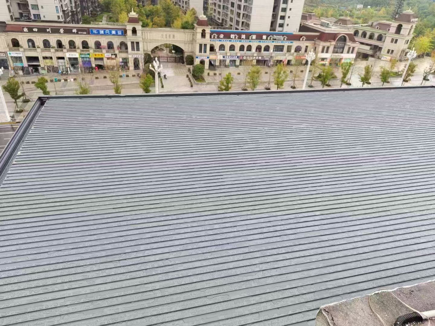 海南长城板雨棚